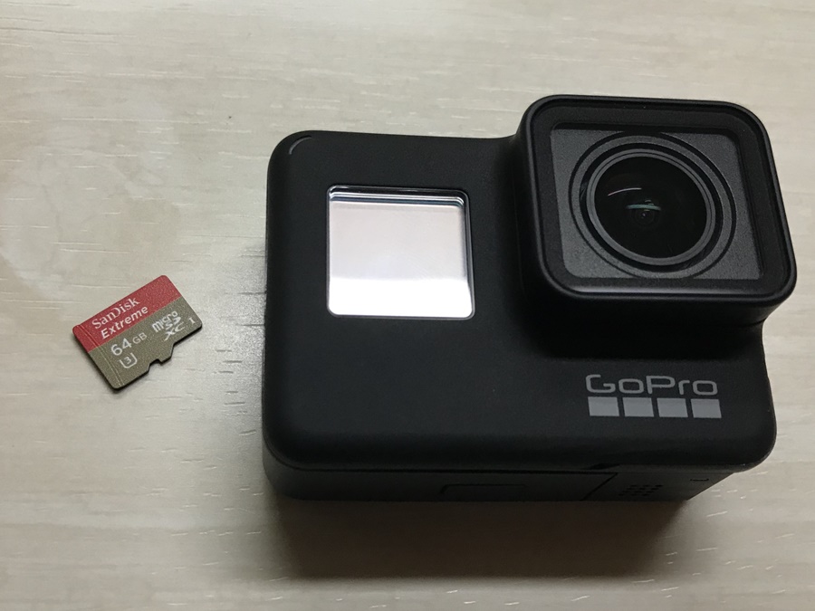 SanDiskのExtreme 64GB microSDXCとGoPro HERO7 Black