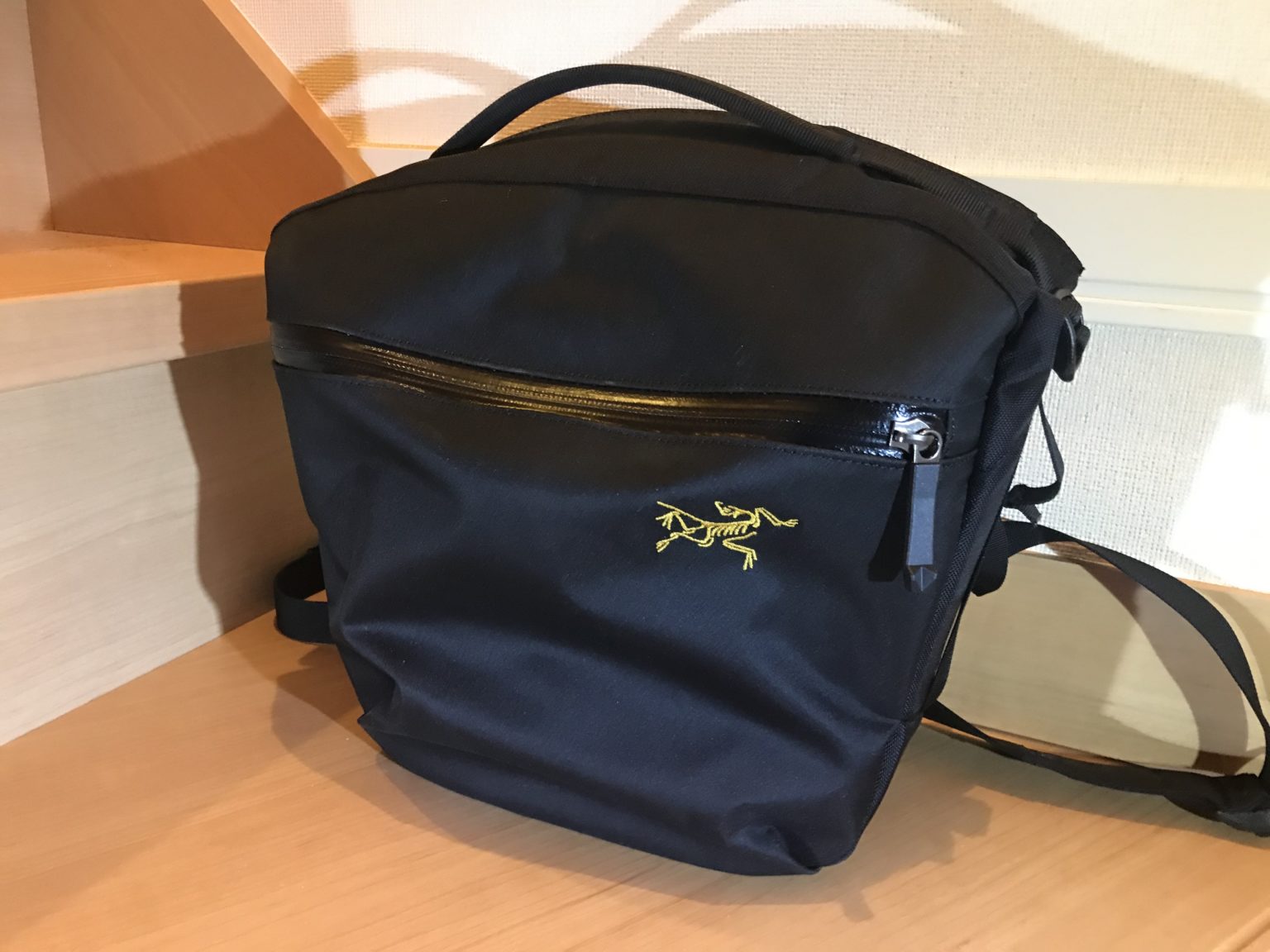 人気商品の 新品 アークテリクス×ビームス Arro 8 Shoulder Bag econet.bi