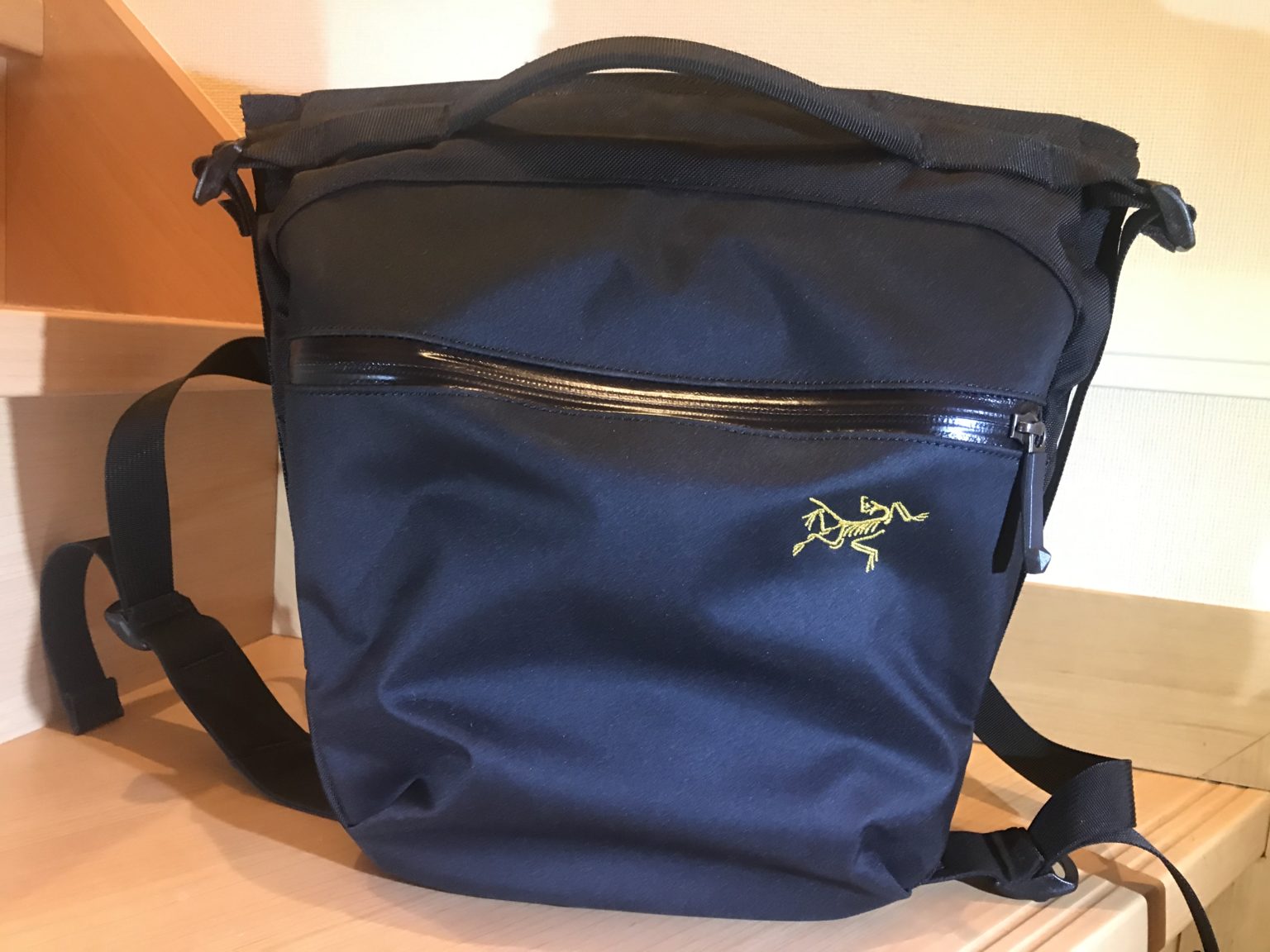 冬バーゲン☆】 ARC'TERYX アロー8 廃盤 美品 kids-nurie.com